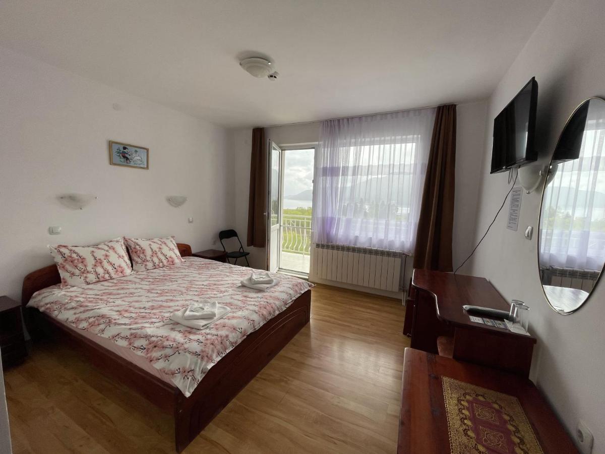 סרניצה Family Hotel Panorama מראה חיצוני תמונה