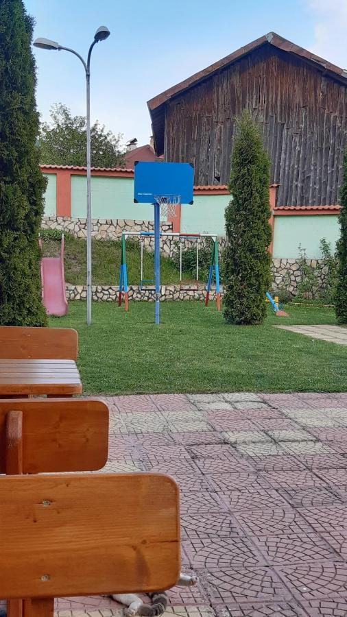 סרניצה Family Hotel Panorama מראה חיצוני תמונה