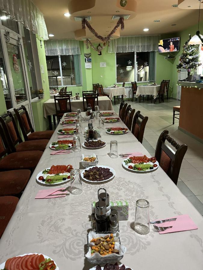 סרניצה Family Hotel Panorama מראה חיצוני תמונה