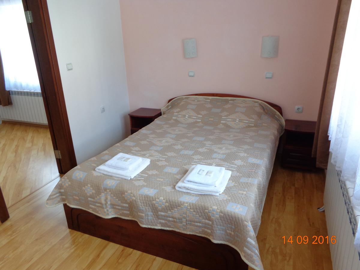 סרניצה Family Hotel Panorama מראה חיצוני תמונה